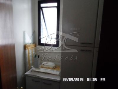 Apartamento à venda com 3 quartos, 125m² - Foto 17