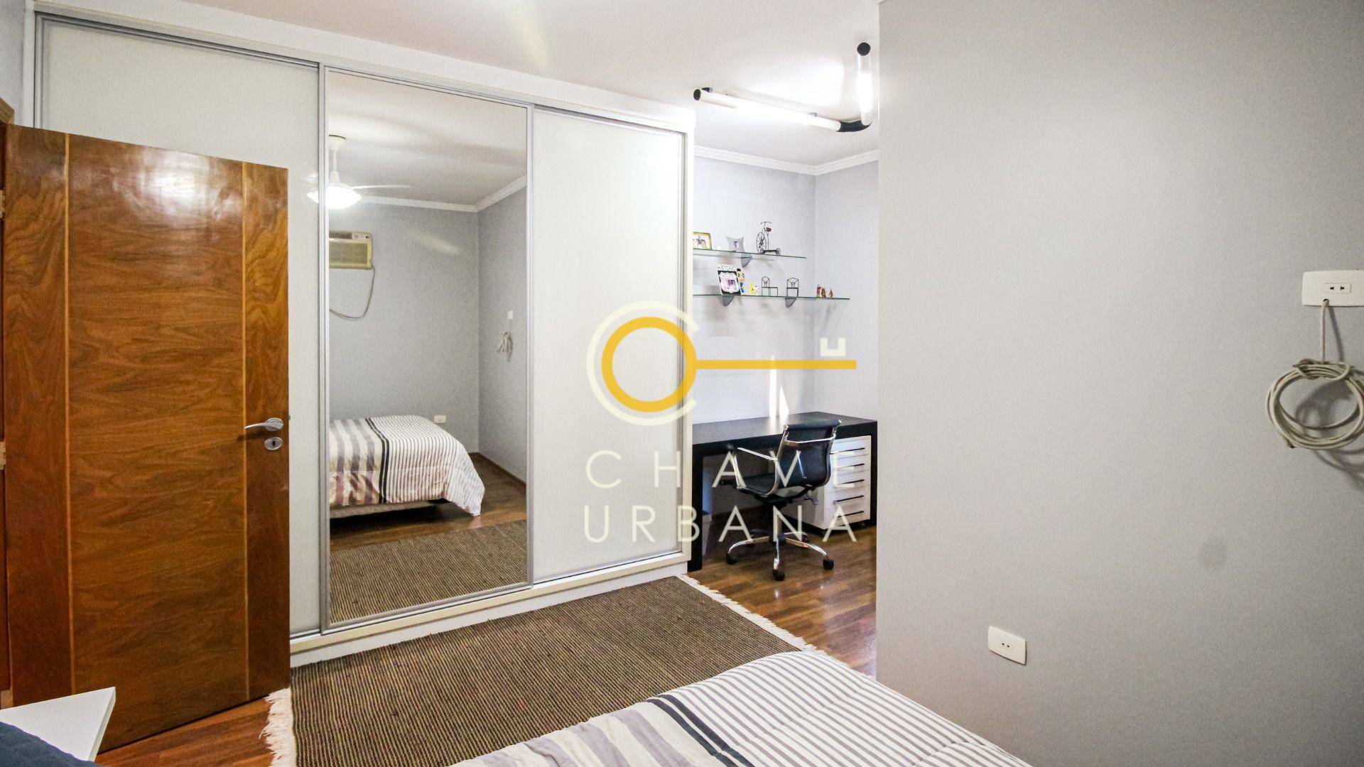 Casa à venda com 3 quartos, 350m² - Foto 12