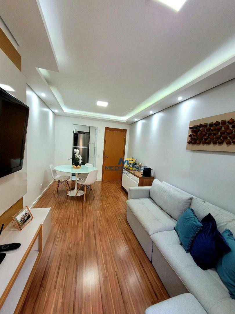 Apartamento à venda com 3 quartos, 65m² - Foto 1