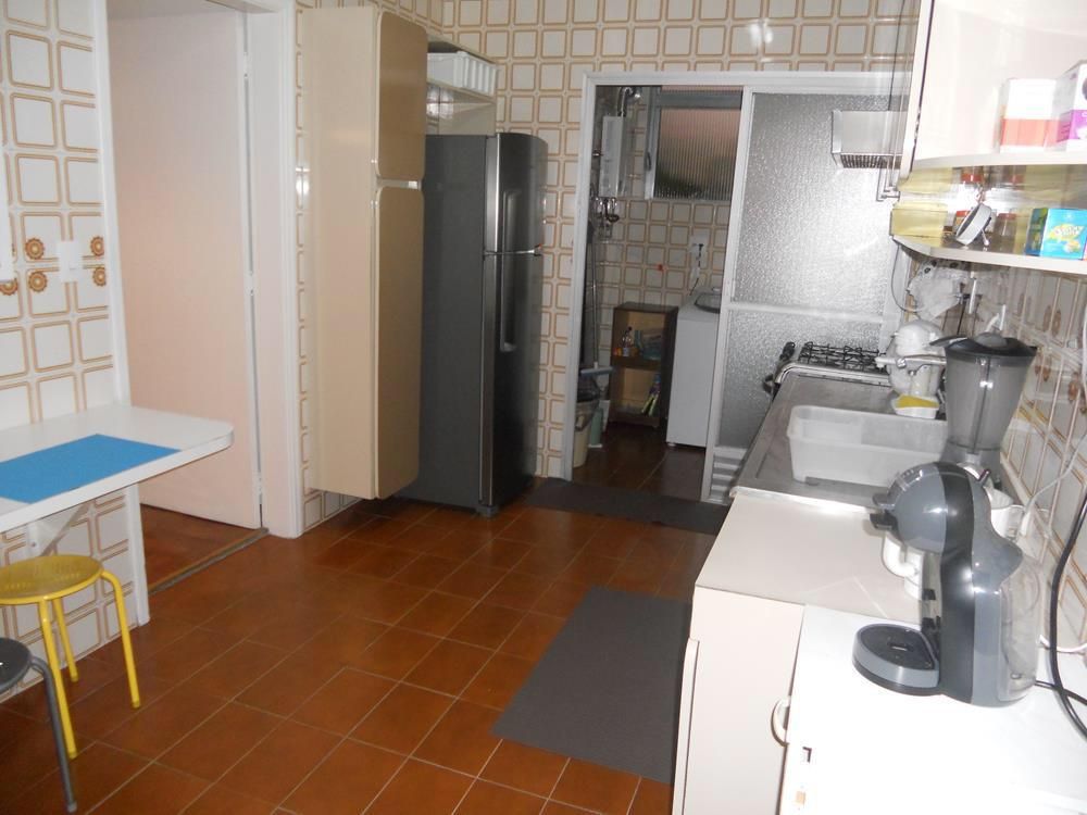 Apartamento à venda com 3 quartos, 96m² - Foto 11