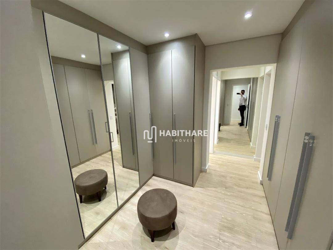 Apartamento à venda com 4 quartos, 202m² - Foto 21