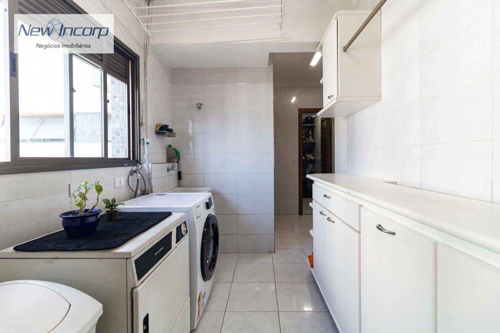 Apartamento à venda com 3 quartos, 140m² - Foto 8