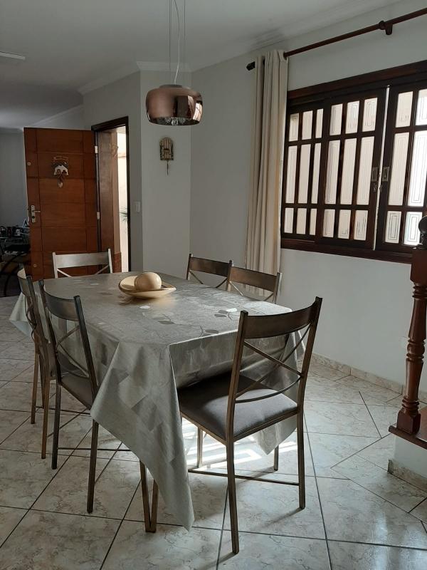 Casa à venda com 3 quartos, 186m² - Foto 5