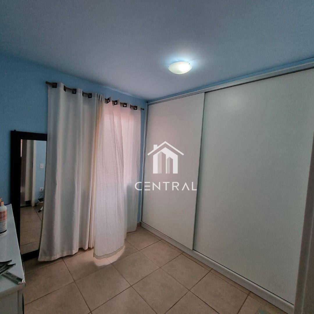 Casa à venda com 2 quartos, 70m² - Foto 9