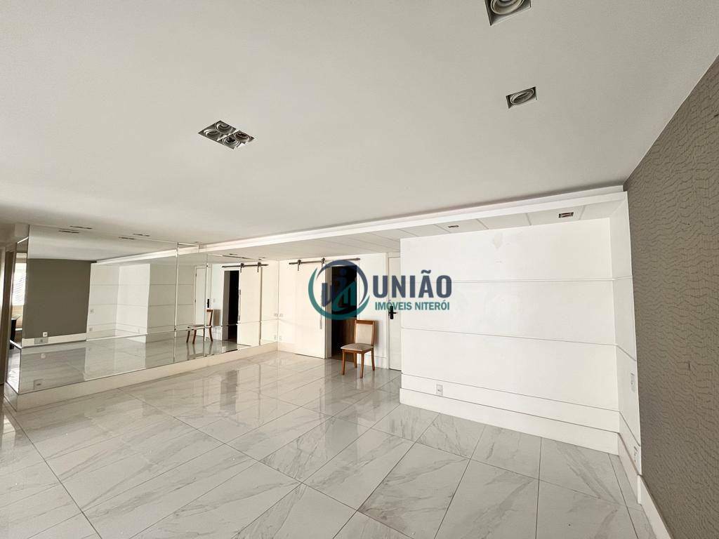 Apartamento à venda com 4 quartos, 158m² - Foto 7