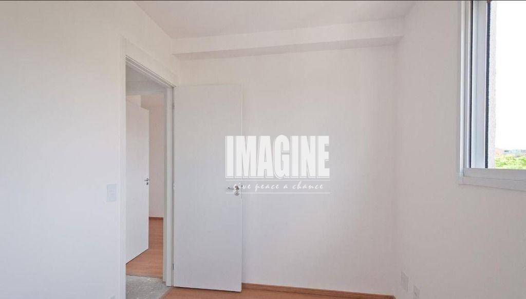 Apartamento à venda com 2 quartos, 45m² - Foto 14