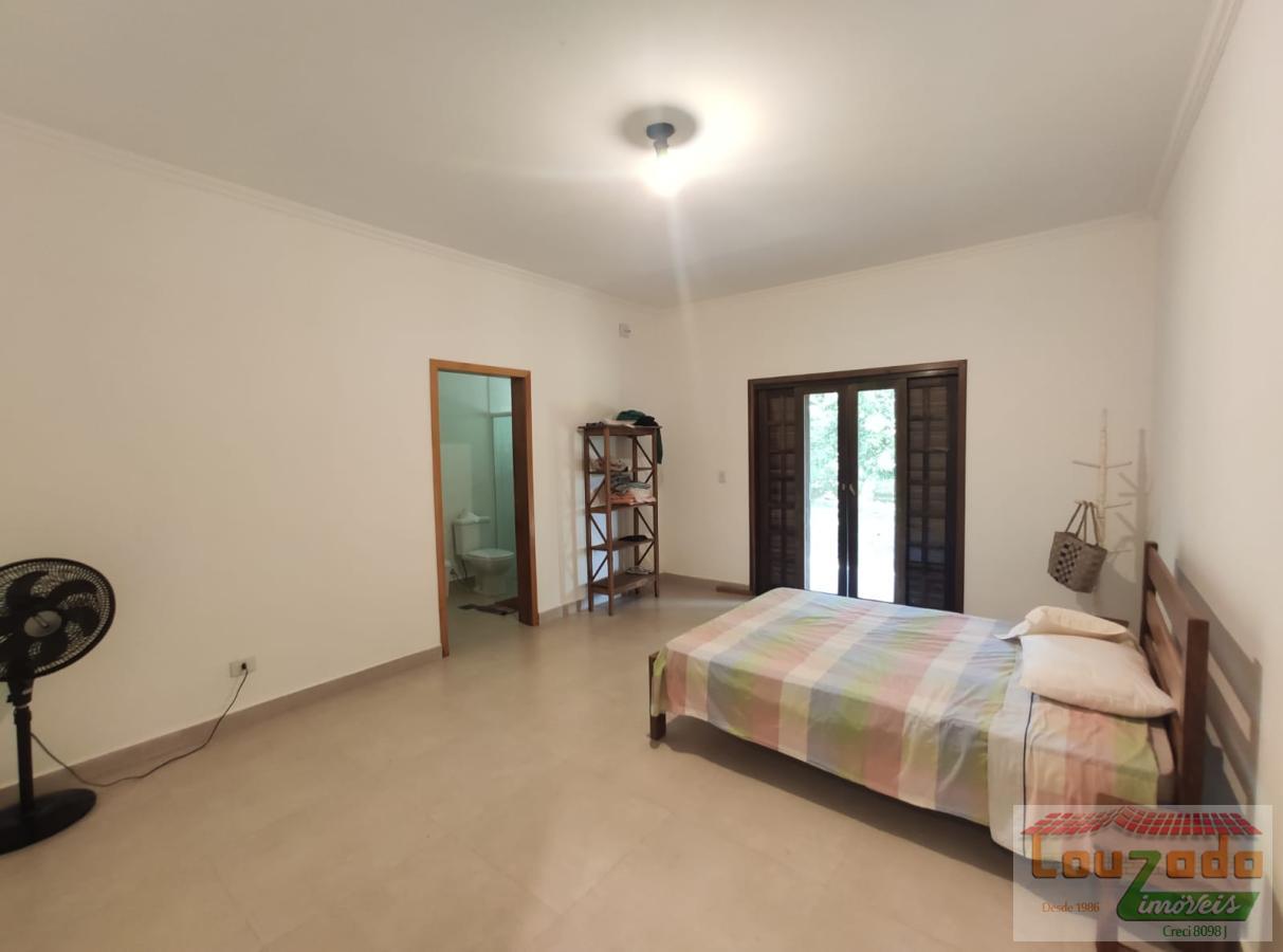 Chácara à venda com 4 quartos, 5600m² - Foto 11