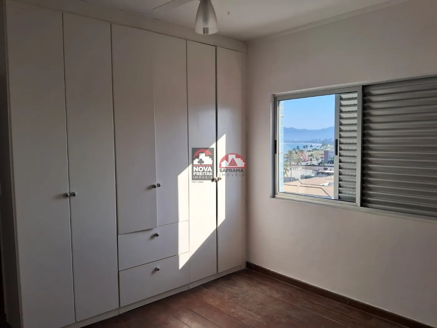 Apartamento para alugar com 2 quartos, 200m² - Foto 9