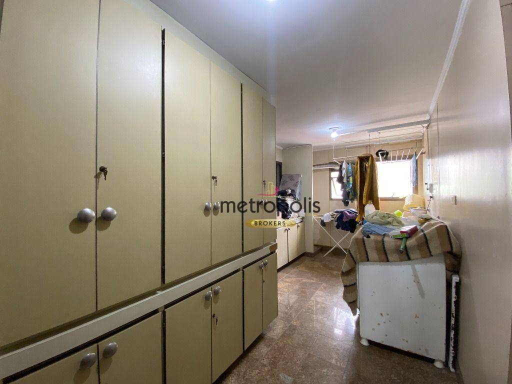 Apartamento à venda com 4 quartos, 223m² - Foto 15