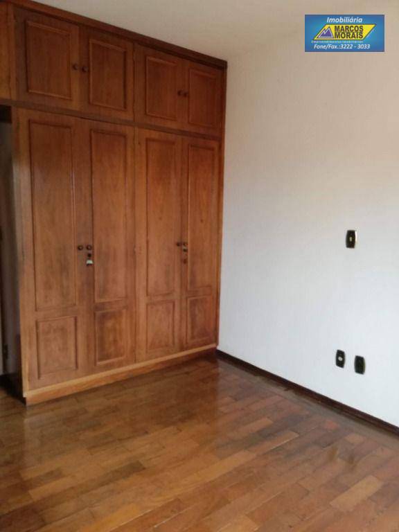 Apartamento à venda com 3 quartos, 146m² - Foto 7