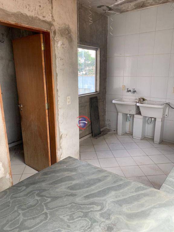 Sobrado à venda com 3 quartos, 330m² - Foto 32