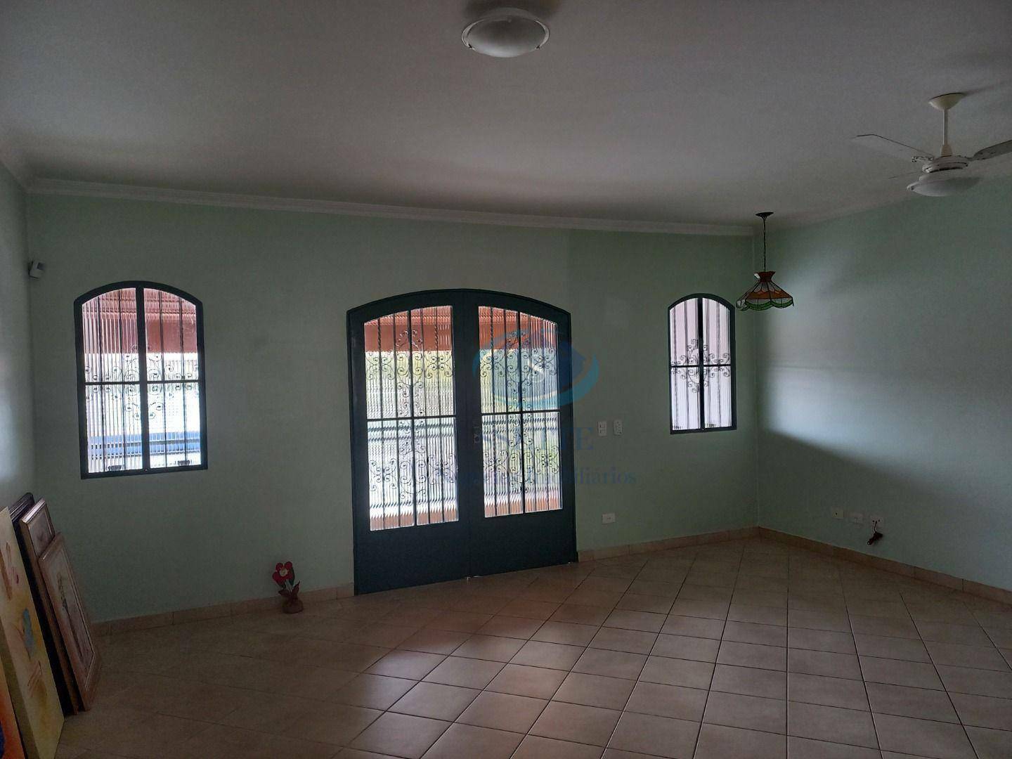 Casa à venda com 5 quartos, 198m² - Foto 29