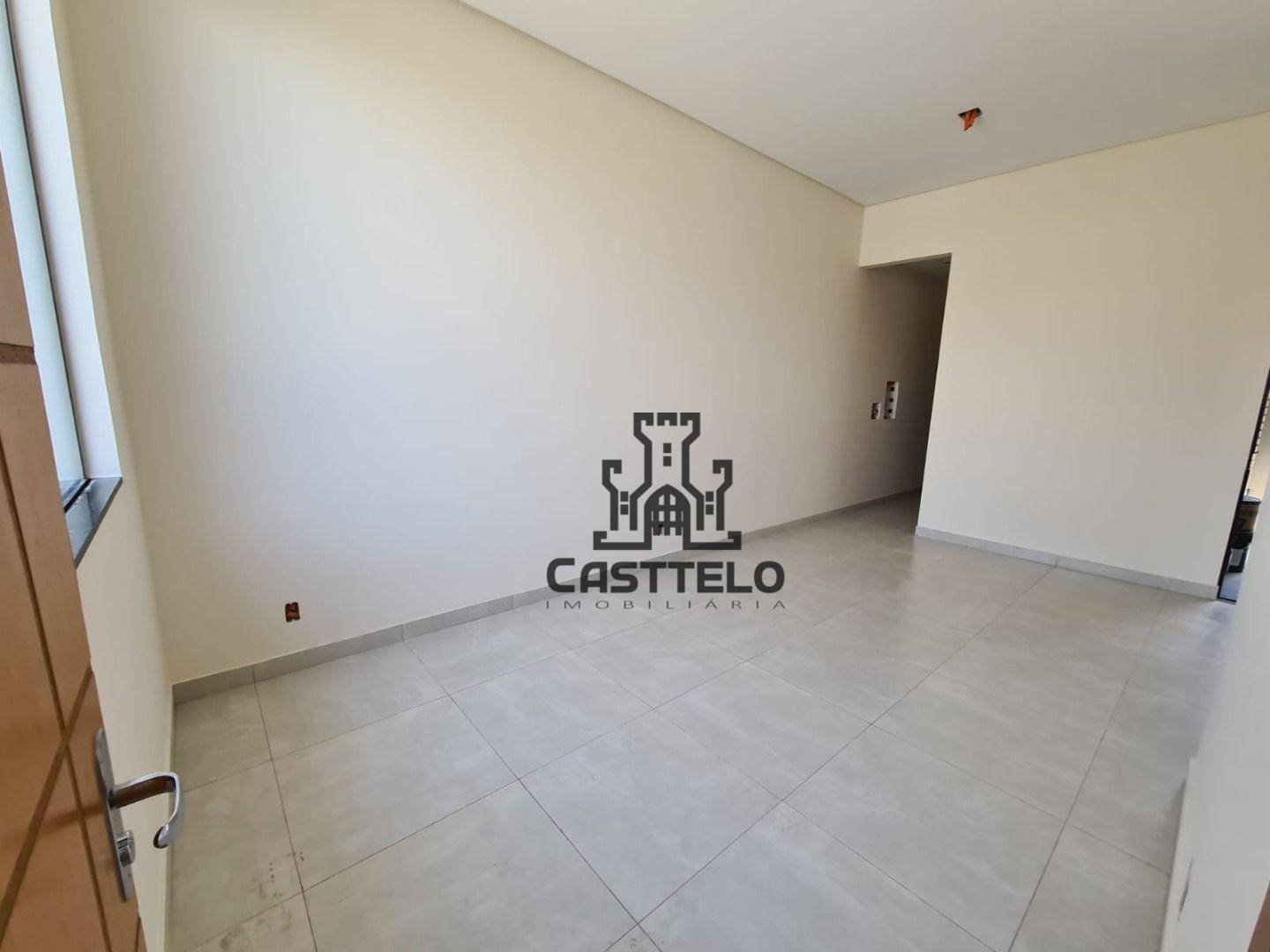 Casa à venda e aluguel com 3 quartos, 85m² - Foto 3