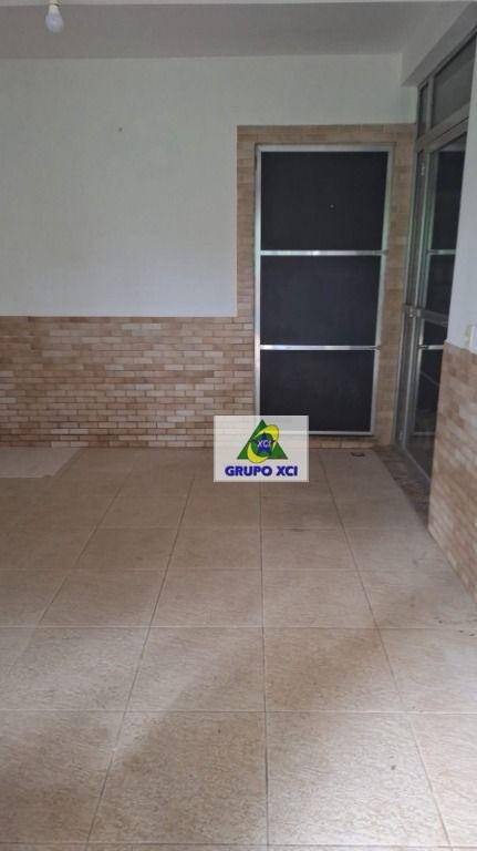 Chácara à venda com 5 quartos, 342m² - Foto 22