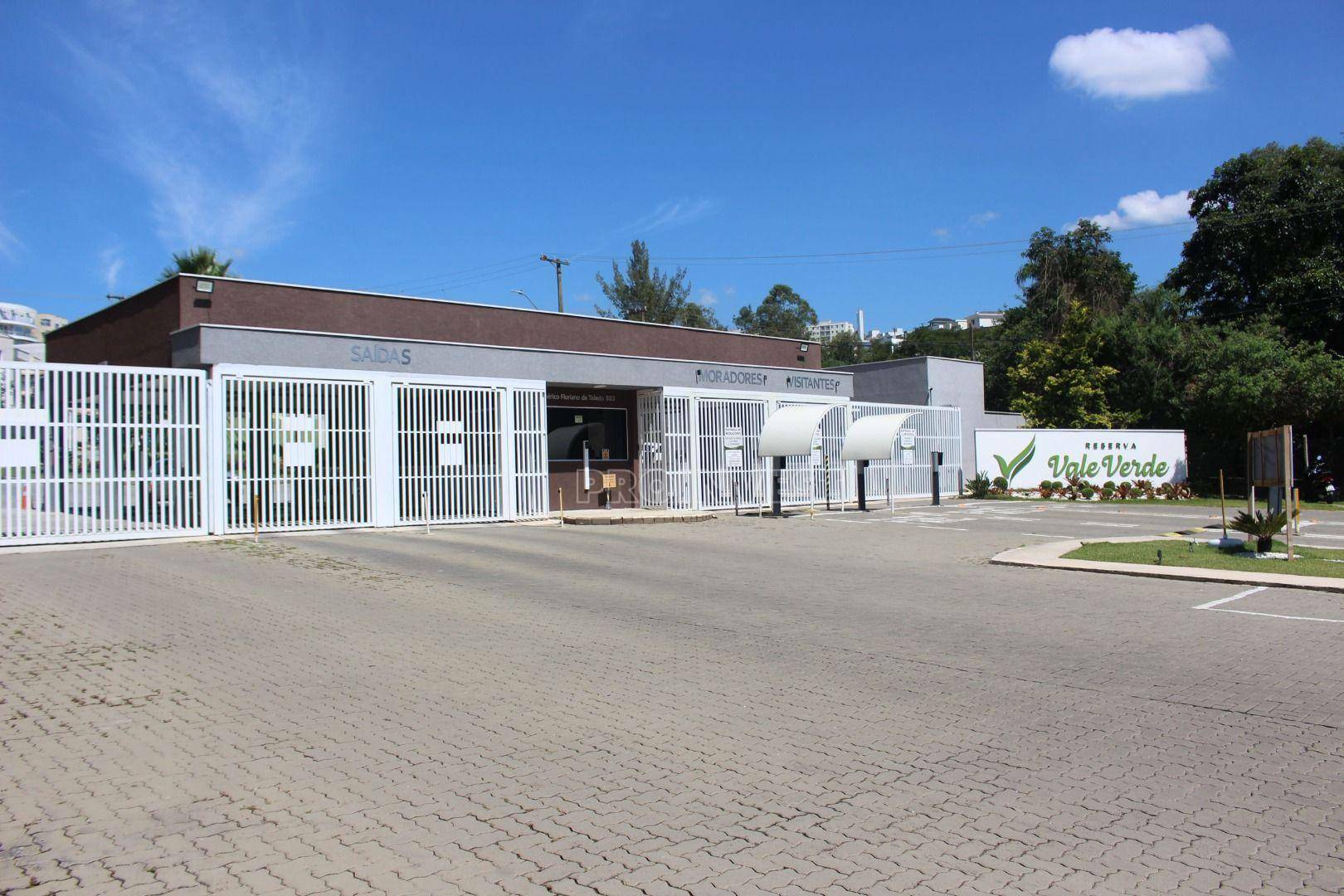 Casa de Condomínio à venda com 3 quartos, 430m² - Foto 30