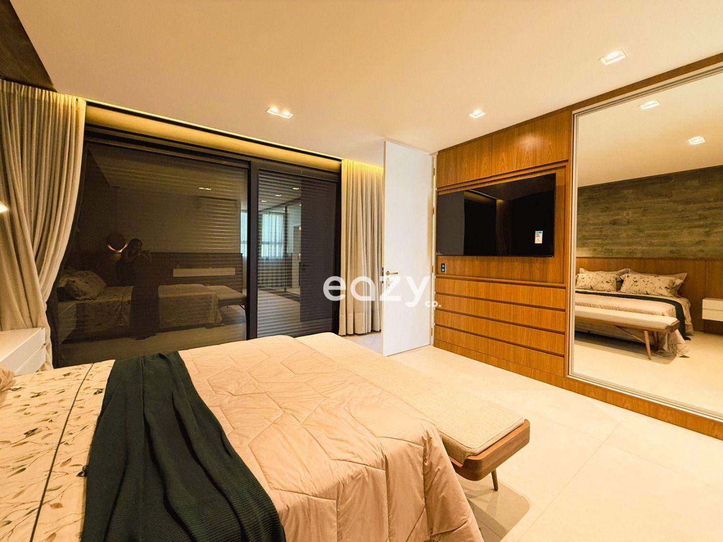 Sobrado à venda com 4 quartos, 306m² - Foto 13