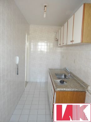 Apartamento para alugar com 2 quartos, 60m² - Foto 3