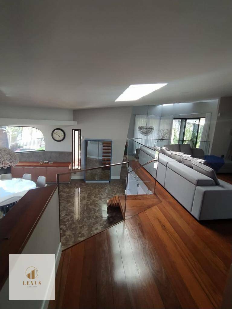 Casa à venda com 3 quartos, 530m² - Foto 4