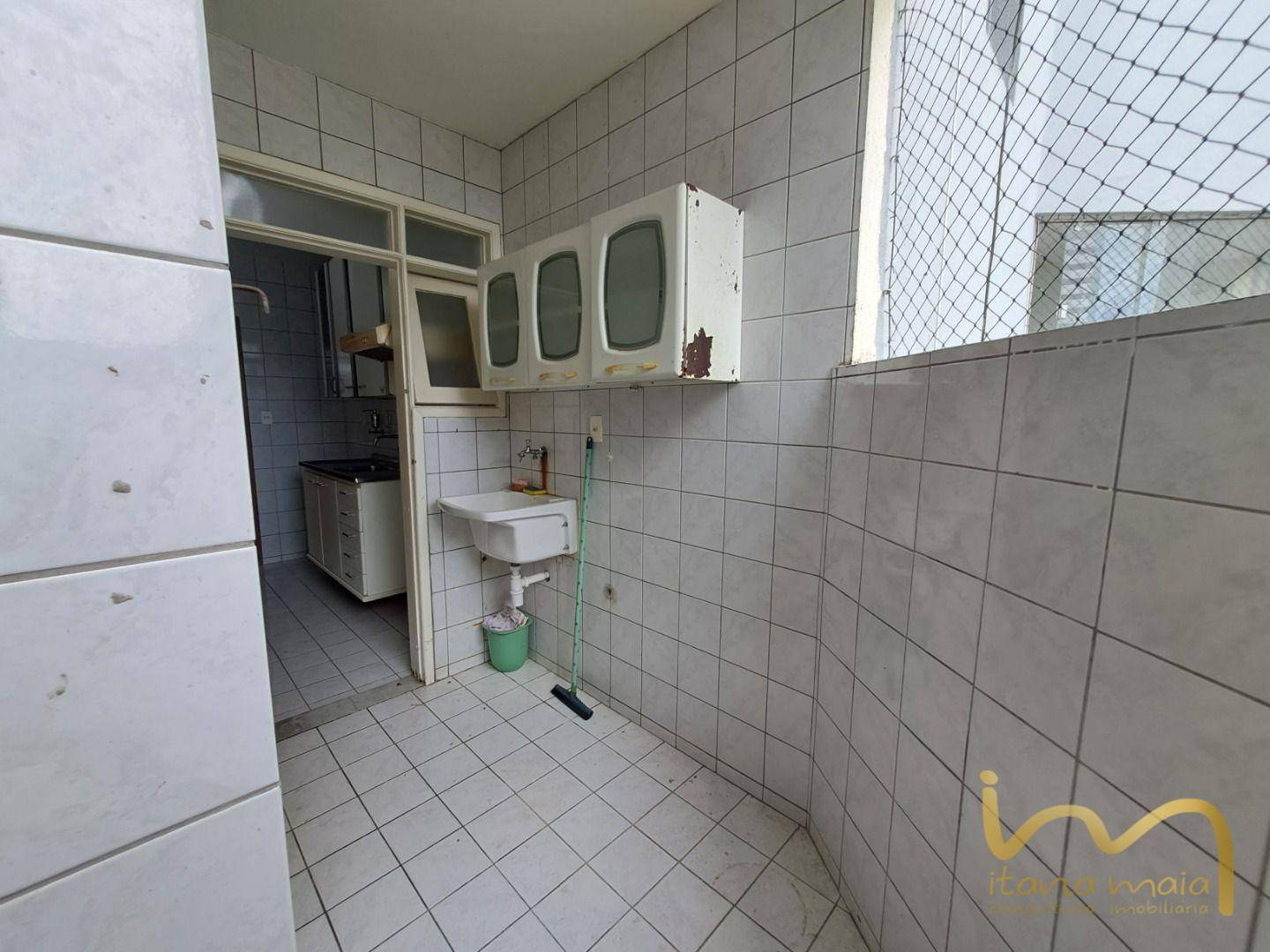 Apartamento à venda com 2 quartos, 67m² - Foto 17