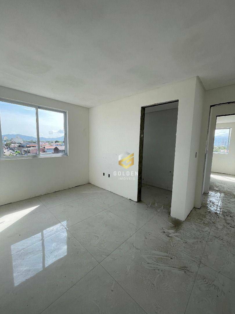 Apartamento à venda com 2 quartos, 71m² - Foto 6