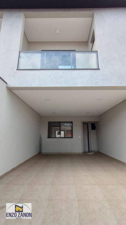 Sobrado à venda com 3 quartos, 170m² - Foto 1