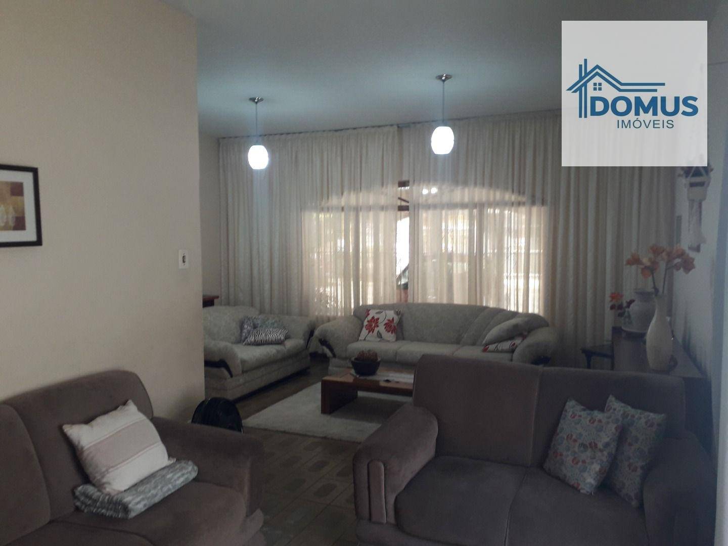 Casa à venda com 3 quartos, 194m² - Foto 13