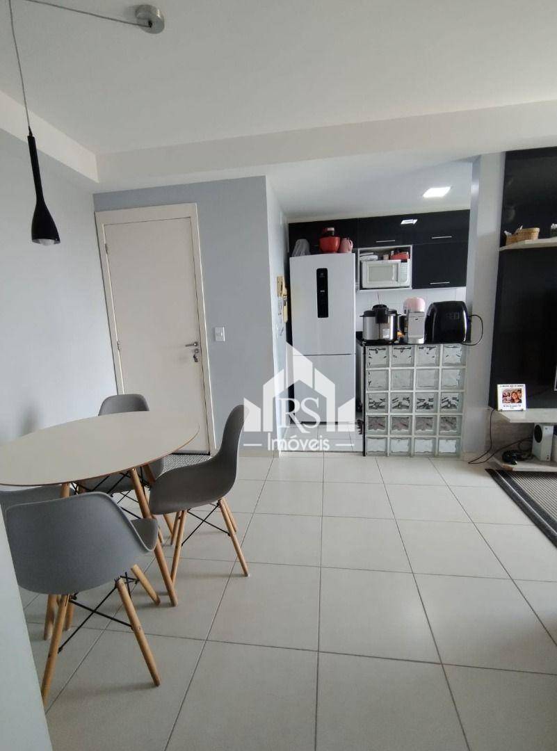 Apartamento à venda com 2 quartos, 56m² - Foto 4