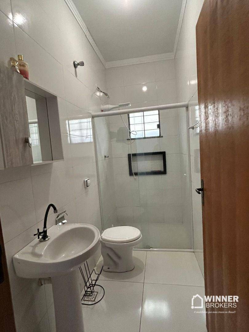 Casa à venda com 2 quartos, 70m² - Foto 6