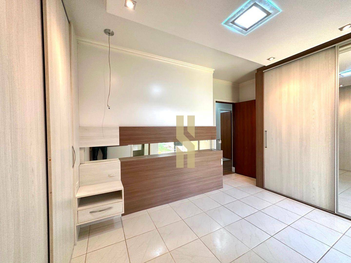 Casa à venda com 3 quartos, 280m² - Foto 16