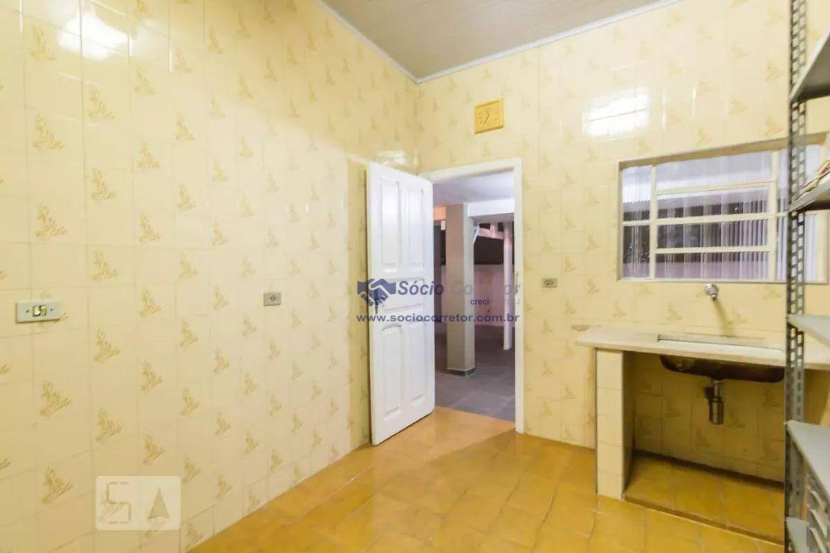 Sobrado à venda com 3 quartos, 210m² - Foto 11