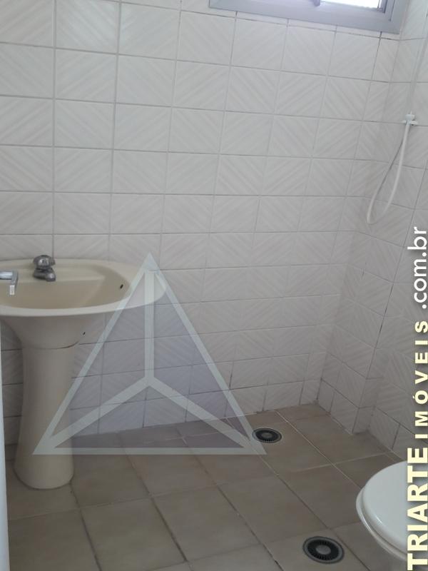 Apartamento para alugar com 3 quartos, 79m² - Foto 8