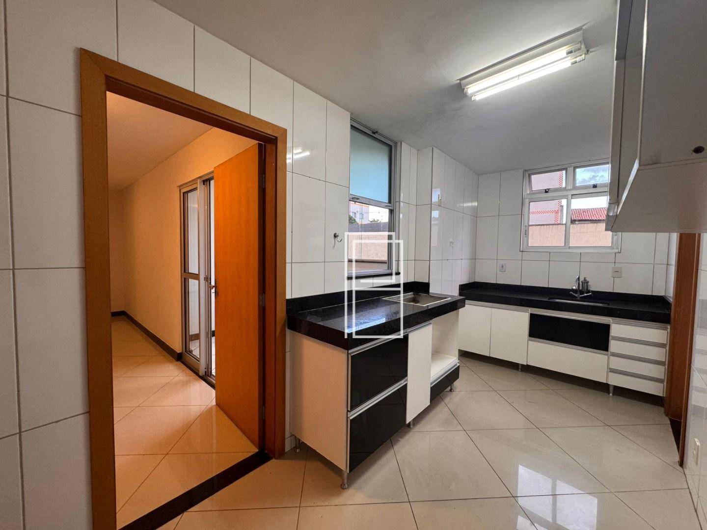 Apartamento à venda com 3 quartos, 95m² - Foto 5