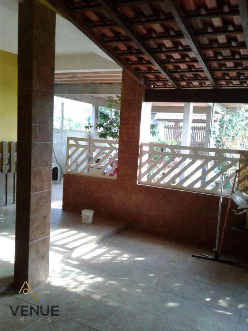 Casa à venda com 5 quartos, 100m² - Foto 13