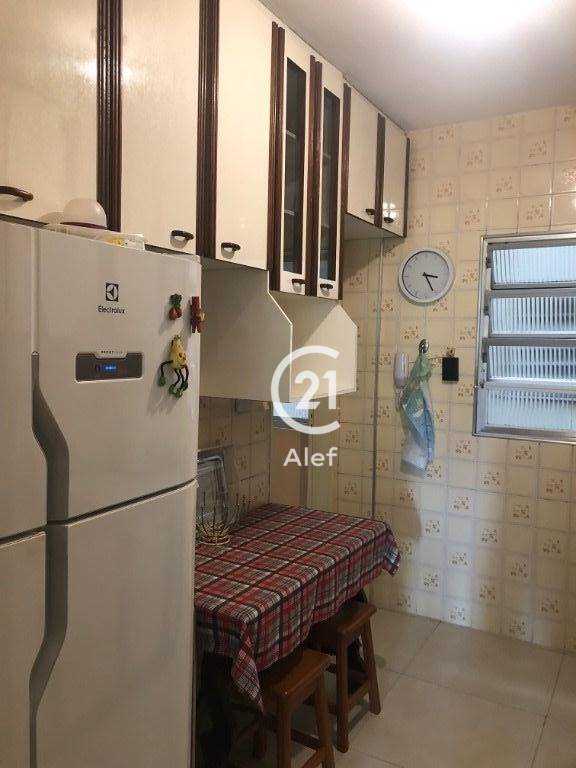 Apartamento à venda com 2 quartos, 94m² - Foto 7