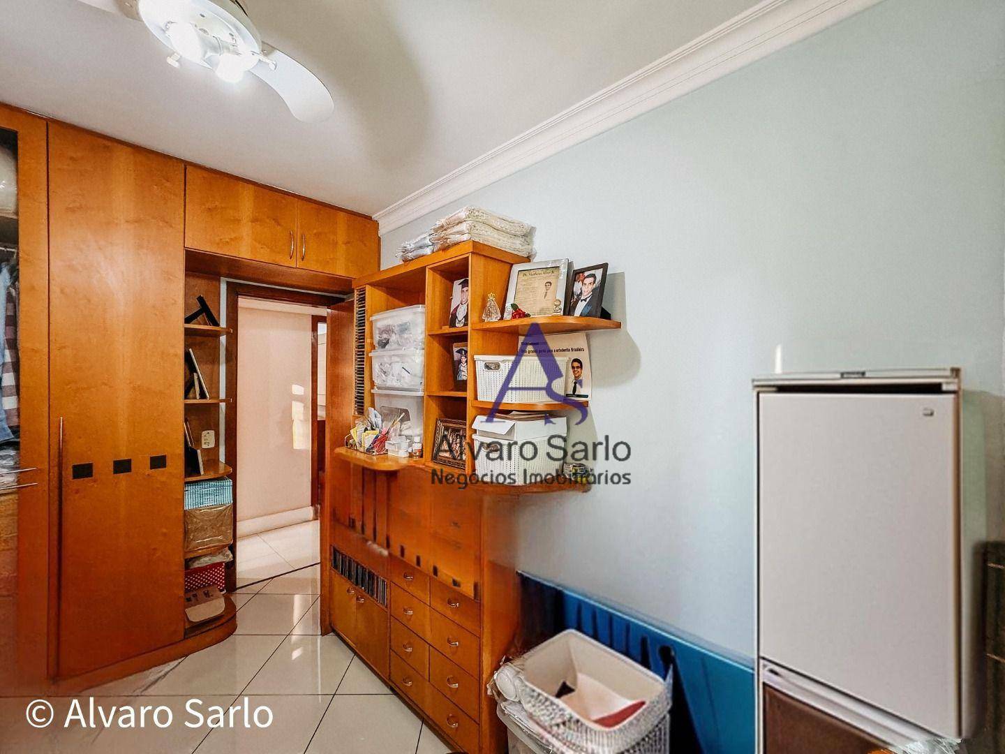 Apartamento à venda com 3 quartos, 115m² - Foto 9