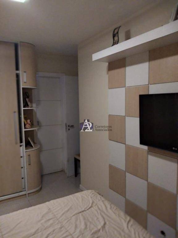 Apartamento à venda com 2 quartos, 70m² - Foto 9