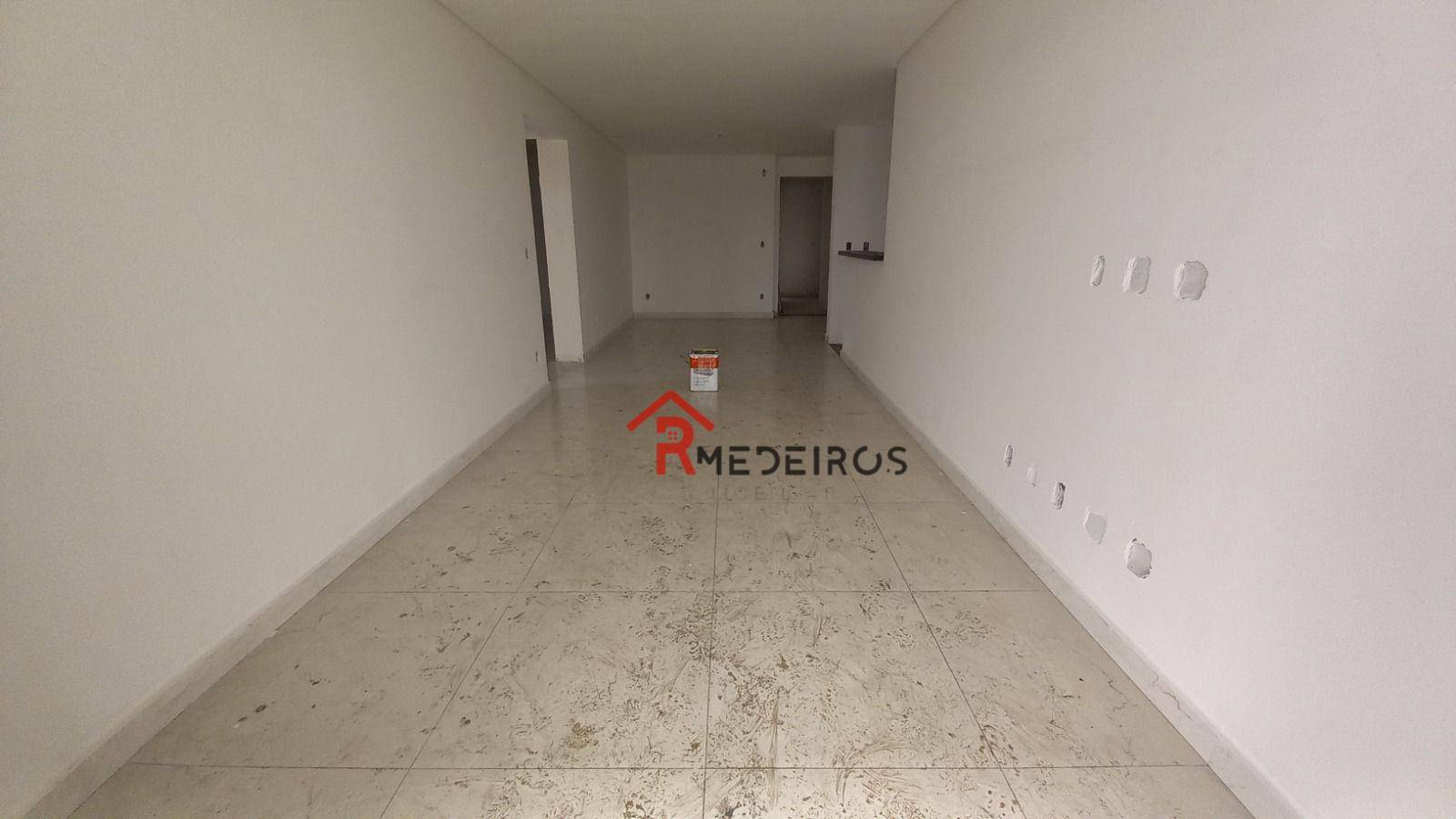 Apartamento à venda com 2 quartos, 94m² - Foto 3