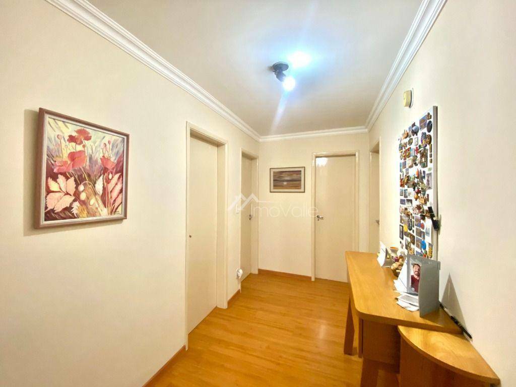 Apartamento à venda com 4 quartos, 158m² - Foto 18