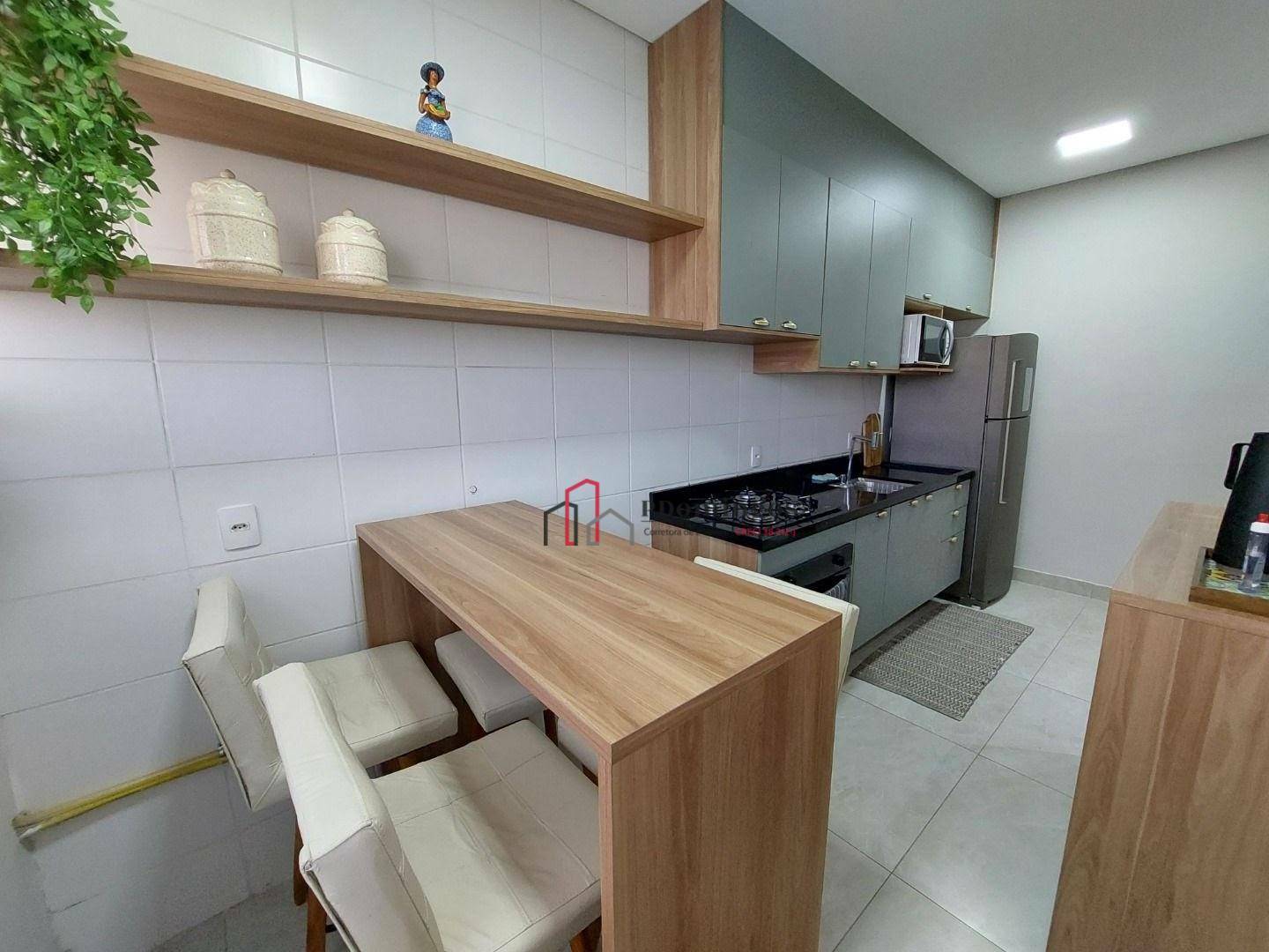 Casa de Condomínio para alugar com 3 quartos, 75m² - Foto 3