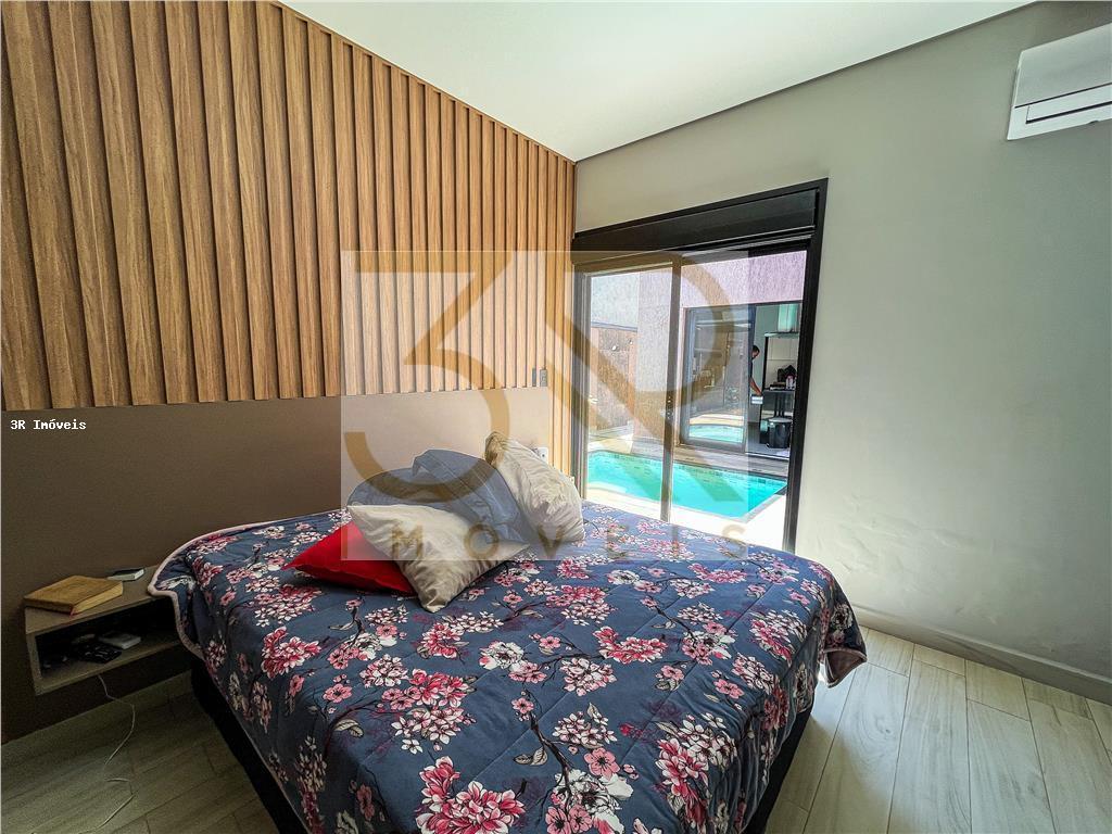 Casa de Condomínio à venda com 3 quartos, 250m² - Foto 17