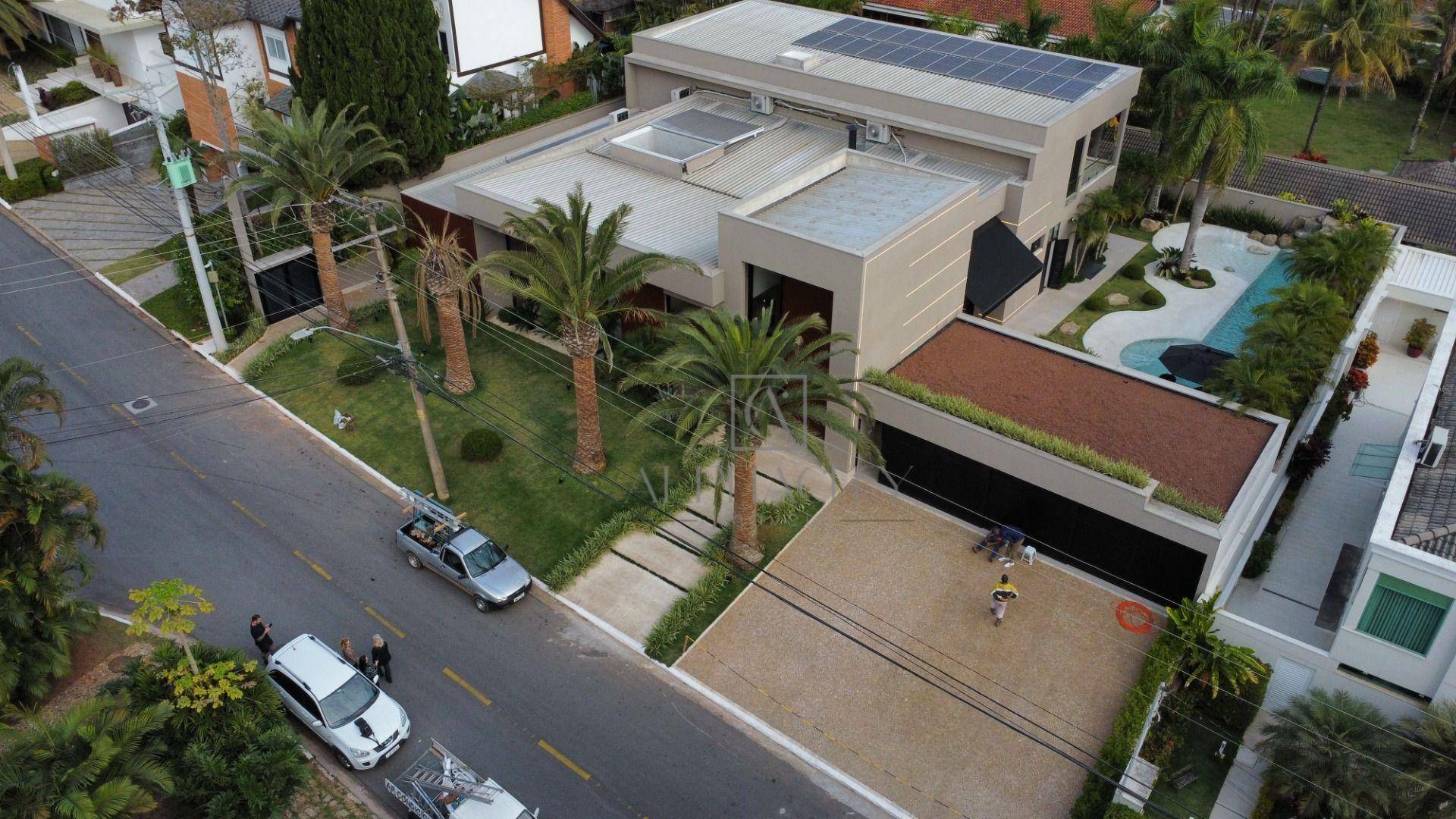 Casa de Condomínio à venda com 5 quartos, 1050m² - Foto 2