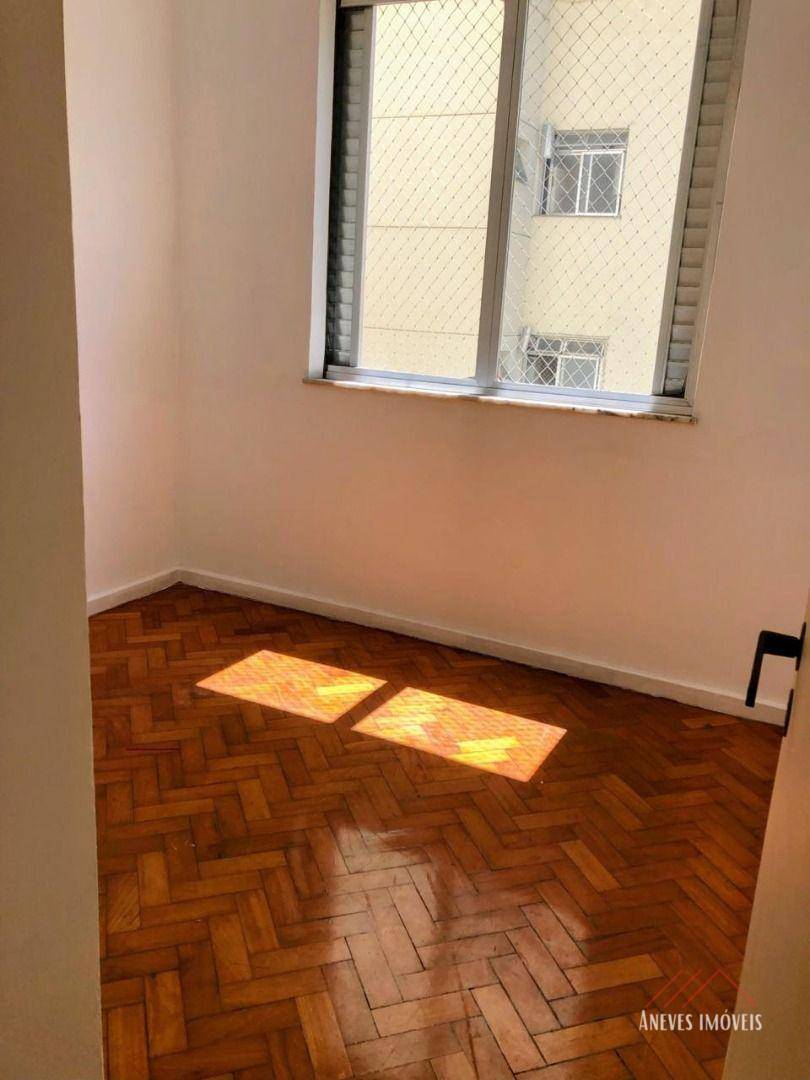 Apartamento à venda com 2 quartos, 71m² - Foto 11