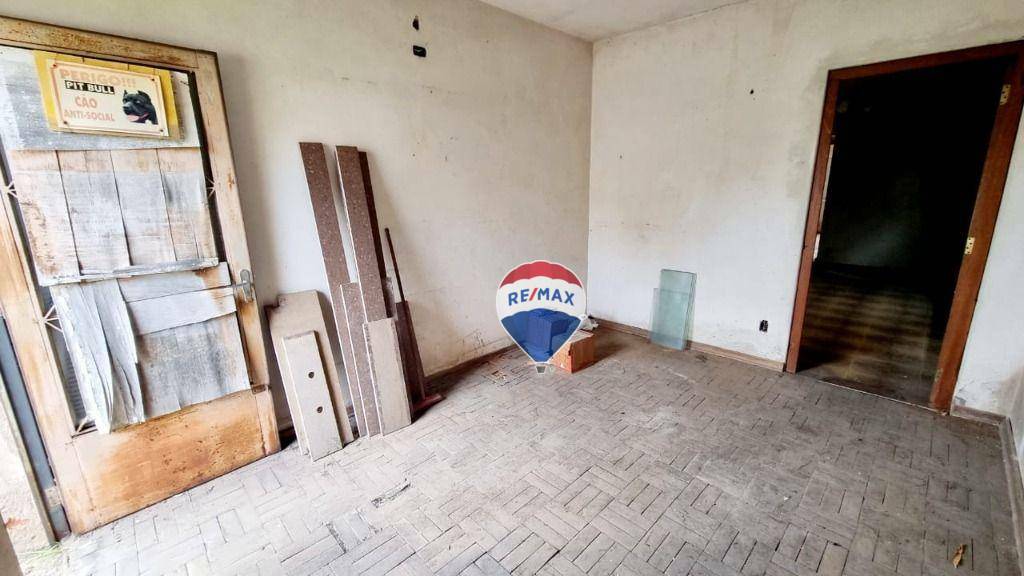 Casa à venda com 3 quartos, 500M2 - Foto 2