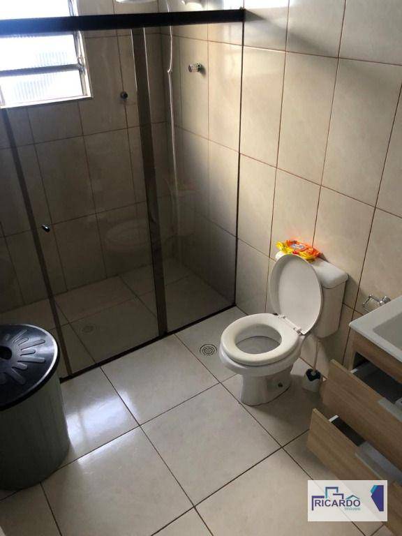 Casa à venda com 2 quartos, 100m² - Foto 2