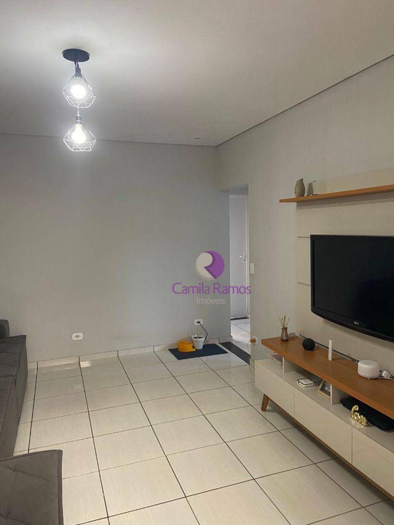 Casa à venda com 2 quartos, 120m² - Foto 3