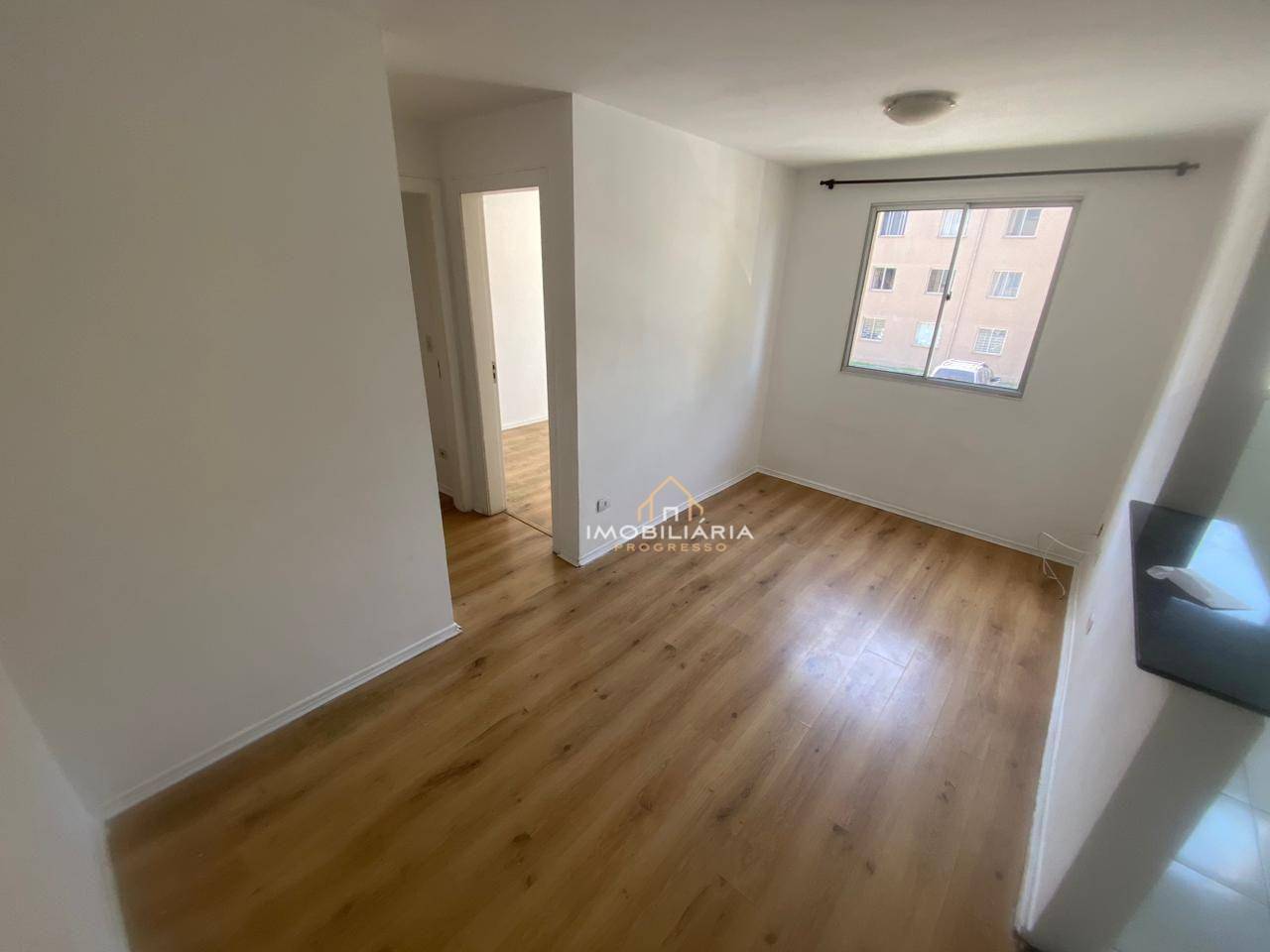 Apartamento à venda com 2 quartos, 47m² - Foto 2