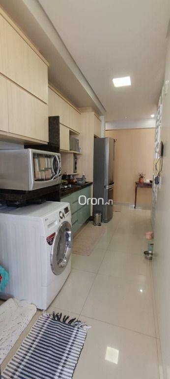 Apartamento à venda com 3 quartos, 78m² - Foto 2