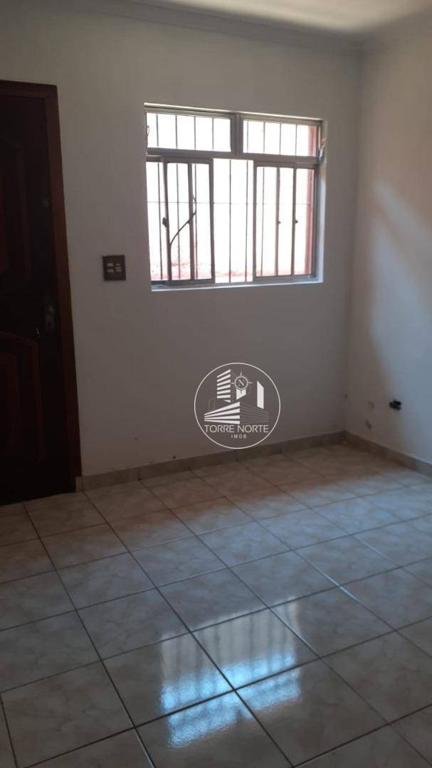 Sobrado à venda com 3 quartos, 130m² - Foto 2