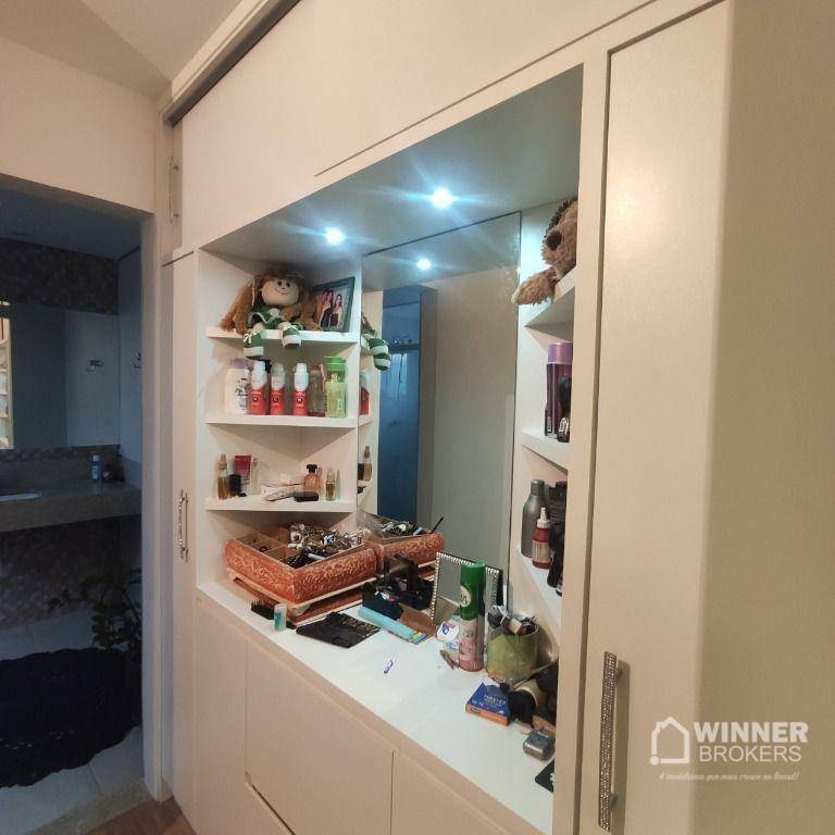 Casa à venda com 3 quartos, 230m² - Foto 11