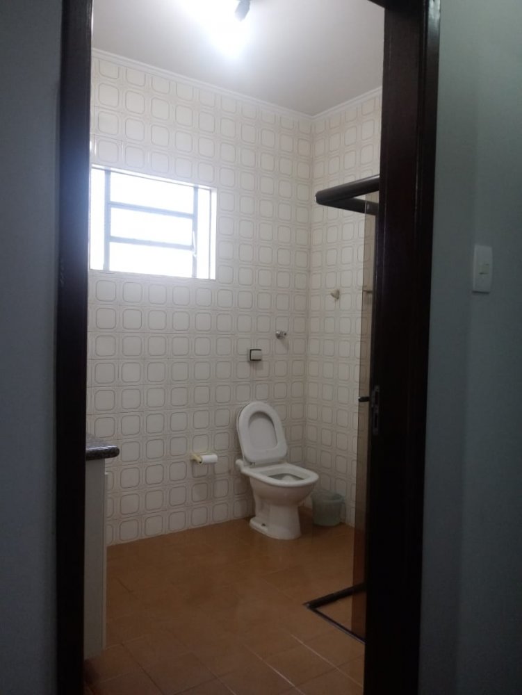 Casa à venda com 3 quartos, 200m² - Foto 15